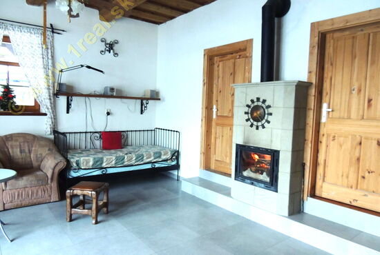 Rodinný dom, Nadštandard, RD, Moštenica [579]