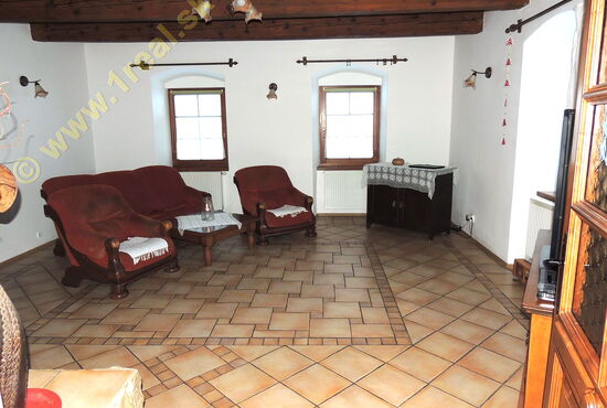 Rodinný dom, Nadštandard, RD, Moštenica [579]