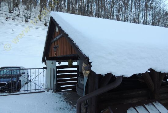 Rodinný dom, Nadštandard, RD, Moštenica [579]