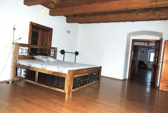 Rodinný dom, Nadštandard, RD, Moštenica [579]