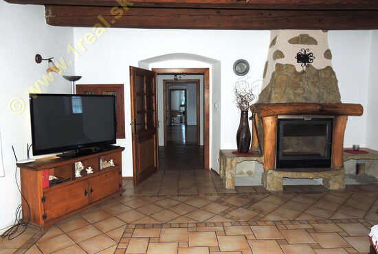 Rodinný dom, Nadštandard, RD, Moštenica [579]