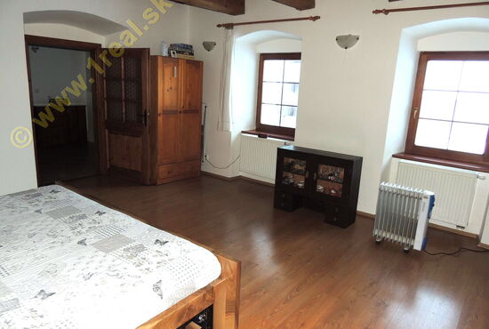 Rodinný dom, Nadštandard, RD, Moštenica [579]