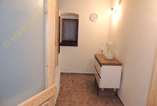 Rodinný dom, Nadštandard, RD, Moštenica [579]