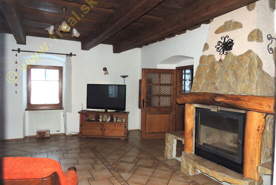 Rodinný dom, Nadštandard, RD, Moštenica [579]