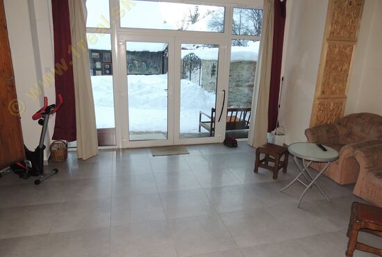 Rodinný dom, Nadštandard, RD, Moštenica [579]