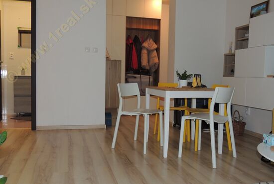 2-izbový byt, Banská Bystrica, Kyjevské námestie [658]