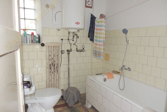 Rodinný dom, Selce, Banská Bystrica [702]