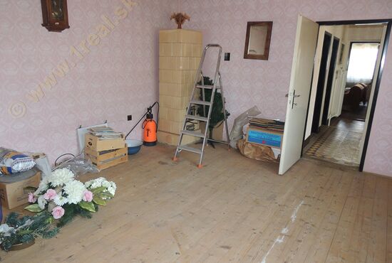 Rodinný dom, Selce, Banská Bystrica [702]