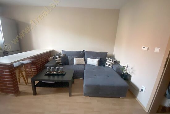 1-izbový byt, Banská Bystrica, Bakossova [709]