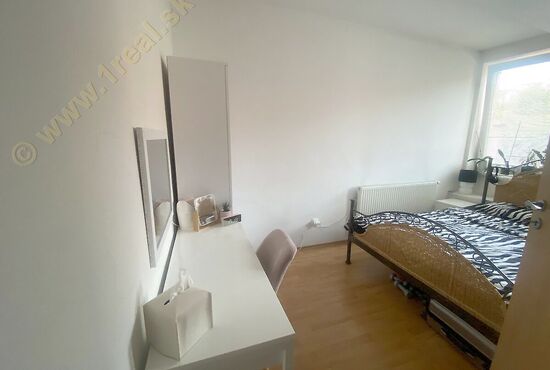 1-izbový byt, Banská Bystrica, Bakossova [709]