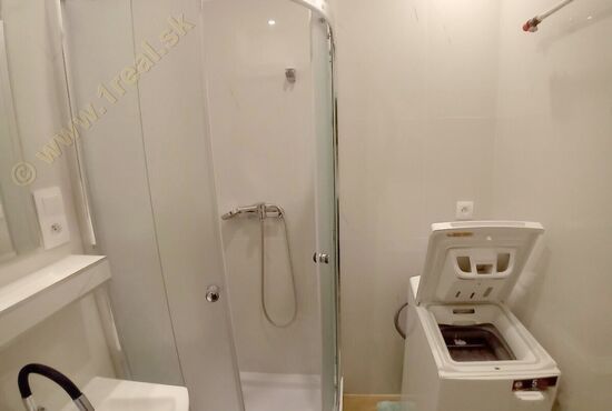 1-izbový byt, Banská Bystrica, Švermova [711]