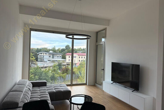 2-izbový byt, Banská Bystrica, Hurbanova [712]