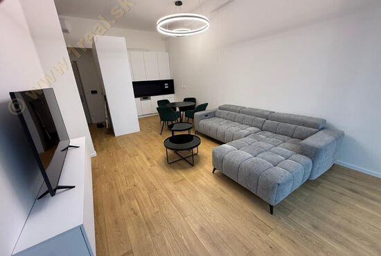 2-izbový byt, Banská Bystrica, Hurbanova [712]