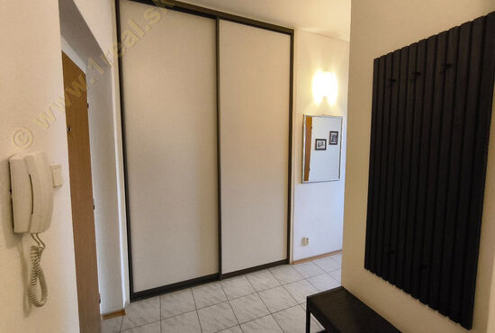 3-izbový byt, Banská Bystrica, Mládežnícka [716]