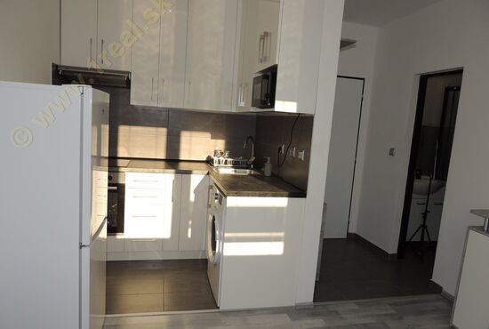 Garsónka, Banská Bystrica, Internátna [645]