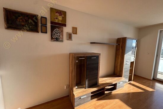 2-izbový byt, Banská Bystrica, Kyjevské nám. [732]