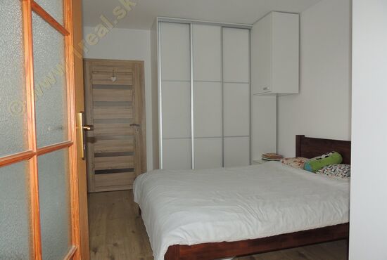 Rodinný dom, RD, Badín [734]