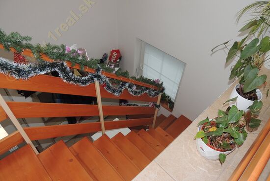 Rodinný dom, RD, Badín [734]