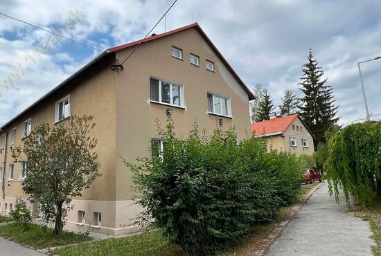 3-izbový byt, Banská Bystrica, Nešporova [750]