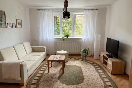 3-izbový byt, Banská Bystrica, Nešporova [750]