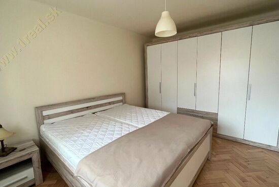 3-izbový byt, Banská Bystrica, Nešporova [750]