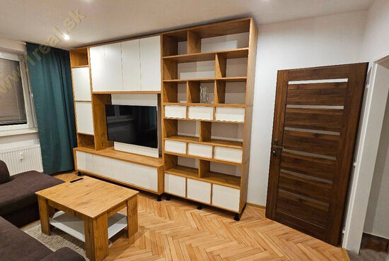 2-izbový byt, Banská Bystrica, Na Uhlisku [752]