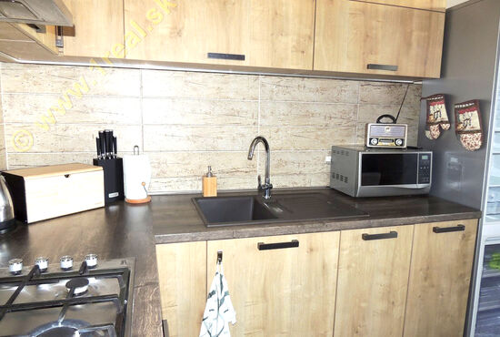 3-izbový byt, Banská Bystrica, Rudohorská [566]