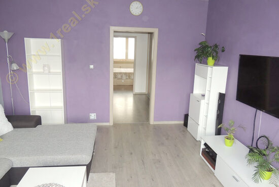 3-izbový byt, Banská Bystrica, Rudohorská [566]