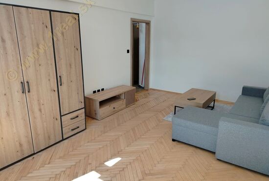 1-izbový byt, Banská Bystrica, Tr. SNP [758]