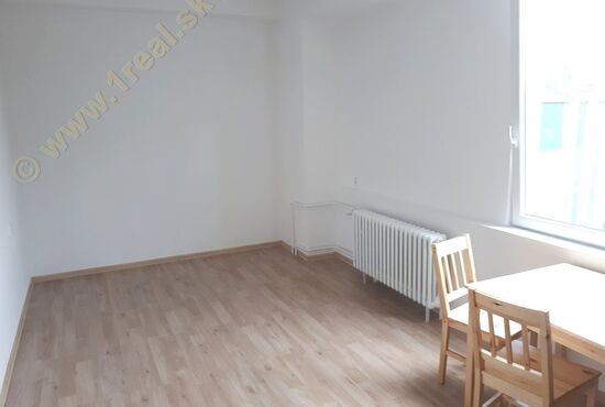 2-izbový byt, Banská Bystrica, Mládežnícka [768]