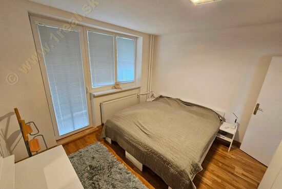 3-izbový byt, Banská Bystrica, T. Vansovej [769]