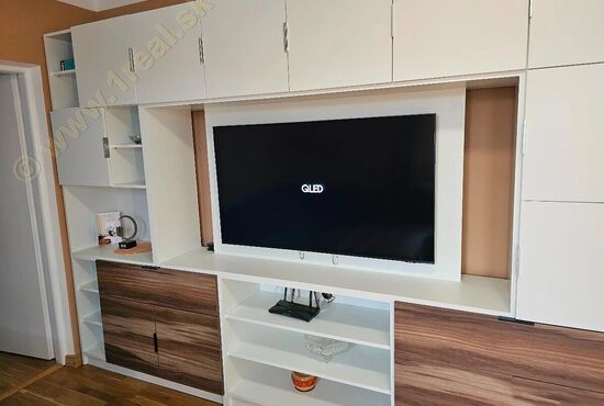 3-izbový byt, Banská Bystrica, T. Vansovej [769]