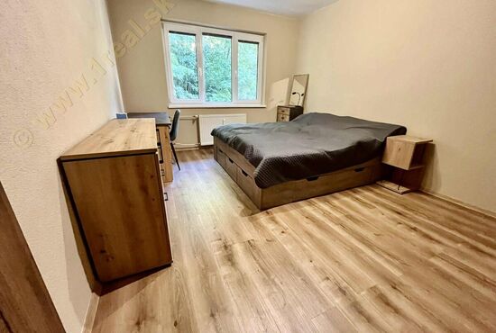 1-izbový byt, prenájom, Banská Bystrica, Centrum [773]