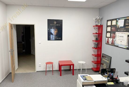 Kancelária - Banská Bystrica, Dolná Strieborná [775]