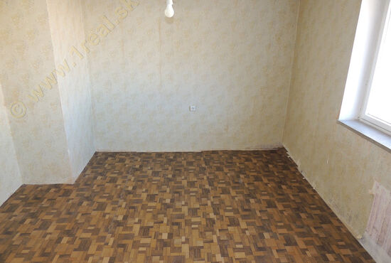 3-izbový byt, Banská Bystrica, Jilemnického [772]