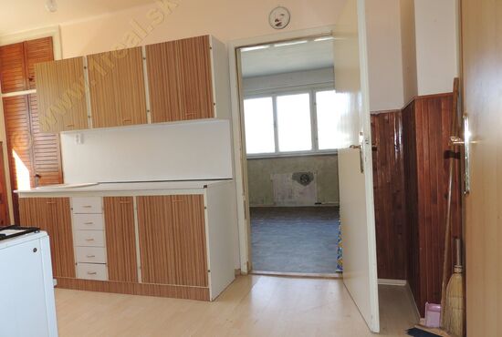 3-izbový byt, Banská Bystrica, Jilemnického [772]