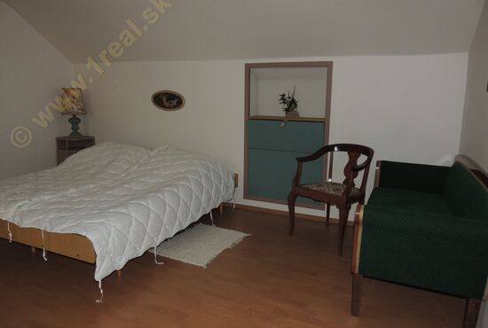 Rodinný dom, RD - Vila, Banská Bystrica, CENTRUM [780]