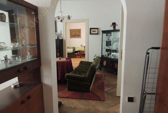 Rodinný dom, RD - Vila, Banská Bystrica, CENTRUM [780]