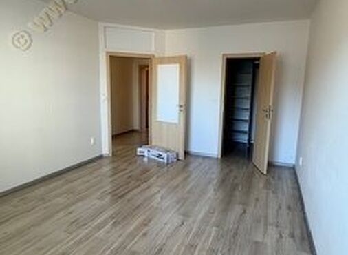 3-izbový byt, Banská Bystrica, Dolná [811]