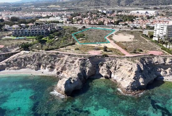3-izb. Vila Na predaj, Alicante, El Campello, Španielsko [N9875]