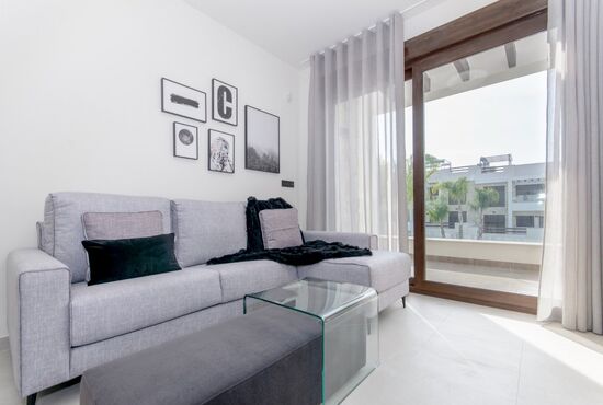2-izb. Bungalov Na predaj, Alicante, Torrevieja, Španielsko [N6471]