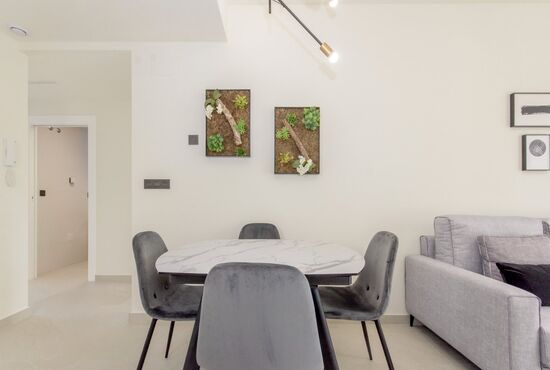 3-izb. Bungalov Na predaj, Alicante, Torrevieja, Španielsko [N6473]