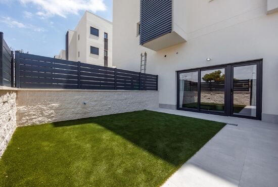 2-izb. Apartmán Na predaj, Alicante, Villajoyosa, Španielsko [N9860]